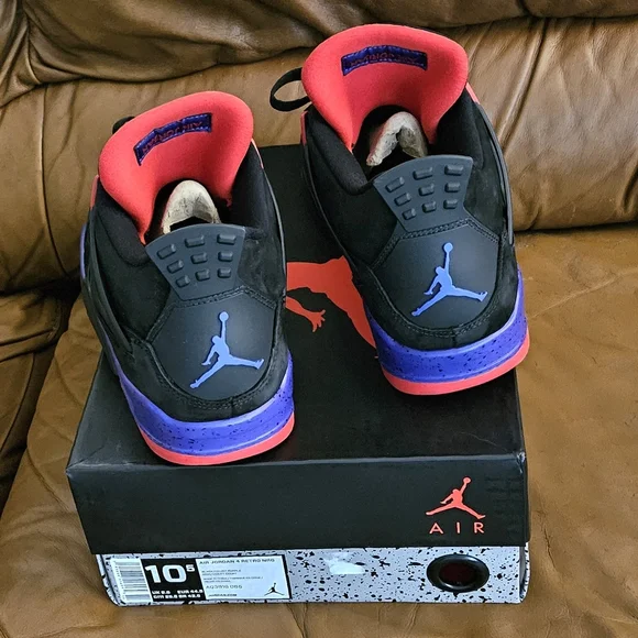 Men's Nike Air Jordan 4 Retro NRG Raptors OVU Drake Size 10.5 (EXCELLENT SHAPE) - Picture 6 of 14